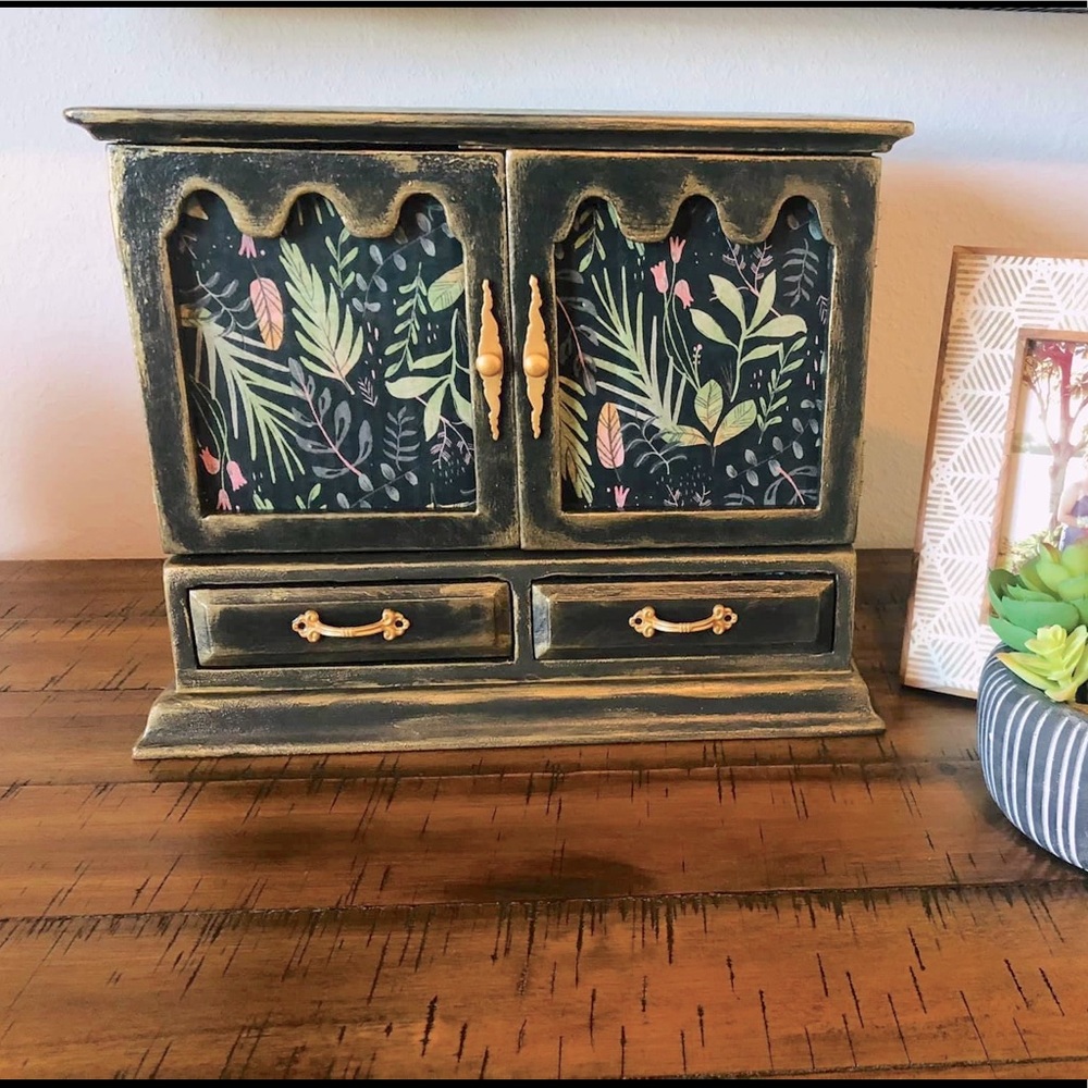 Dresser top BoHo jewelry box